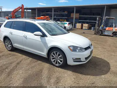 2017 Volkswagen Golf Sportwagen TSI S/TSI SE/TSI SEL, Engine damage